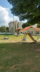 Oaklands Apartment Complex