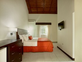 Shirley Retreat