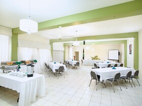 Shirley Retreat