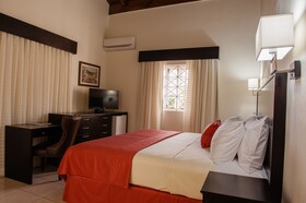 Shirley Retreat