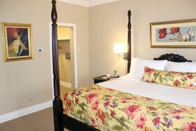 The Courtleigh Hotel & Suites