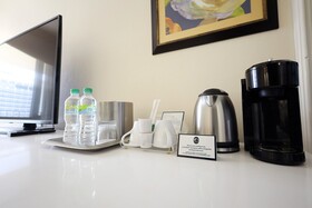 The Courtleigh Hotel & Suites