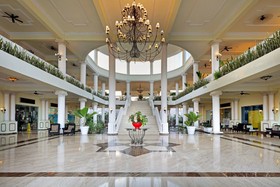 Grand Palladium - Lady Hamilton Resort & Jamaica Resort
