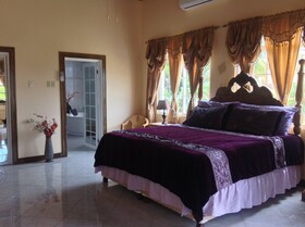 Cazwin Villa
