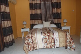 Enchanted Villas Inn