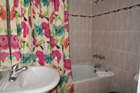 Enchanted Villas Inn
