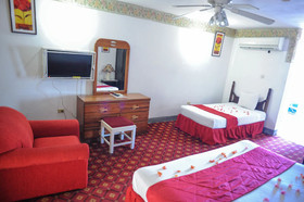 Gloriana & Spa