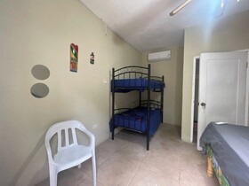 Inez Roots Backpackers Hostel