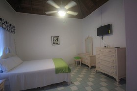 Kenwood Villa