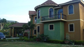 Milbrooks Resort