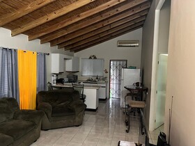 Private And Cozy Home