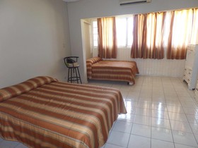 Rooms On The Hip Strip - Montego Bay