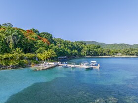 Round Hill Hotel & Villas