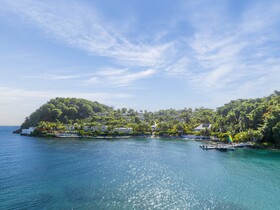 Round Hill Hotel & Villas