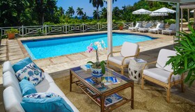 Round Hill Hotel & Villas