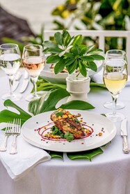 Round Hill Hotel & Villas
