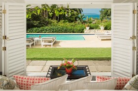 Round Hill Hotel & Villas