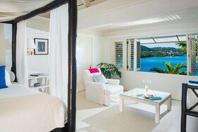 Round Hill Hotel & Villas