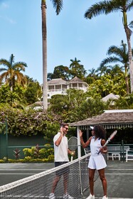 Round Hill Hotel & Villas