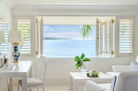 Round Hill Hotel & Villas