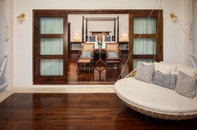 Round Hill Hotel & Villas