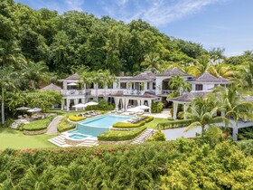 Round Hill Hotel & Villas