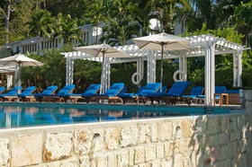 Round Hill Hotel & Villas