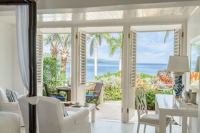 Round Hill Hotel & Villas