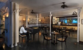 Round Hill Hotel & Villas