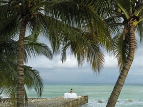 Round Hill Hotel & Villas