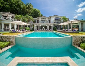 Round Hill Hotel & Villas