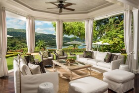 Round Hill Hotel & Villas