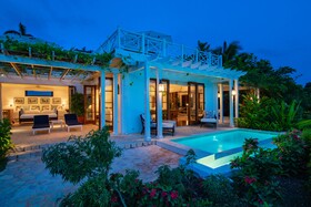 Round Hill Hotel & Villas