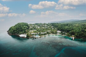 Round Hill Hotel & Villas