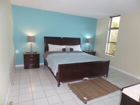 Skyclub Beach Suite At Mobay Club