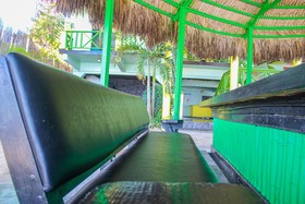 Aqua Verde- Burbon Beach Club