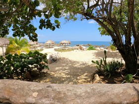 Coral Cove Resort & Spa