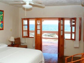 Coral Cove Resort & Spa
