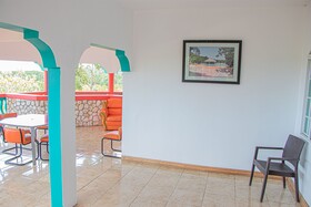 Haleys Paradise at Blue Hole