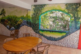 Haleys Paradise at Blue Hole