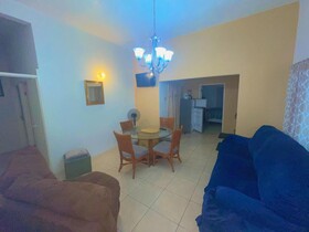 A Taste Of Jamaica Lavern Place