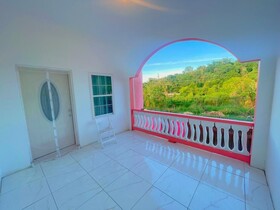 A Taste Of Jamaica Lavern Place