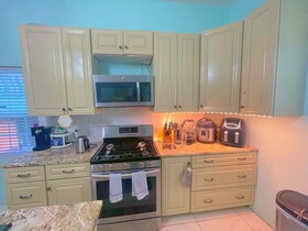 A Taste Of Jamaica Lavern Place