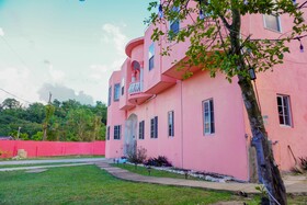 A Taste Of Jamaica Lavern Place