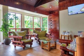 Hibiscus Lodge