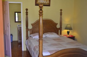 Little Shaw Park Guest House