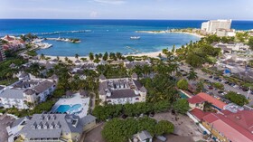 Turtle Beach Towers by Angel Fish Beach Suites