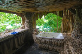 Great Huts Resort