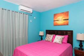 Caymanas Estate Country Club Villa