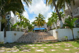 Chrisanns Beach Resort